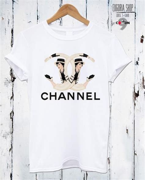 magliette logo chanel|chanel bluse donna.